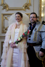 Robe de mariée avec volants en soie crée par l'Atelier la Colombe à Strasbourg